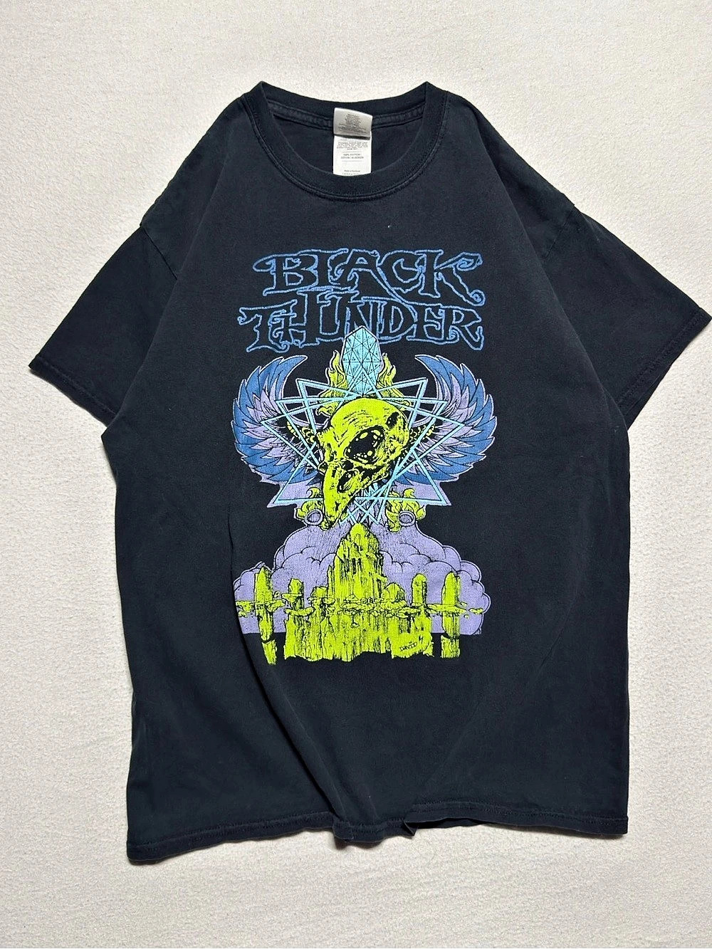 Gildan Graphic Short Sleeve Tee Size Medium